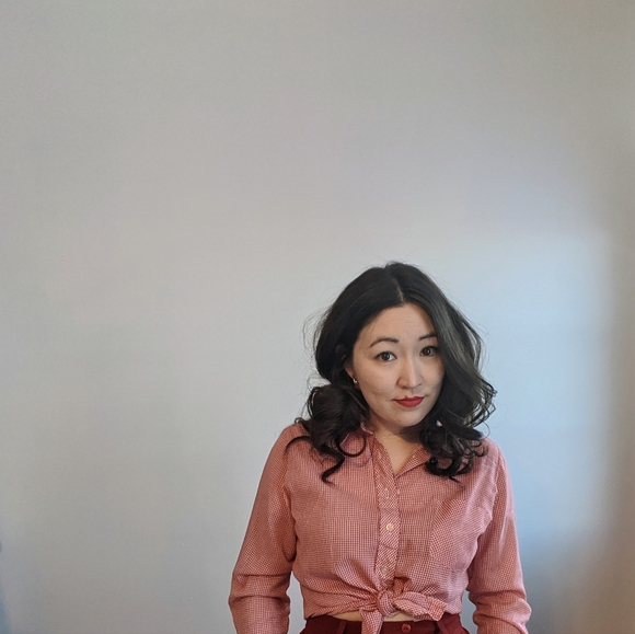 Meet your Posher, Alys - Picture 1 of 1